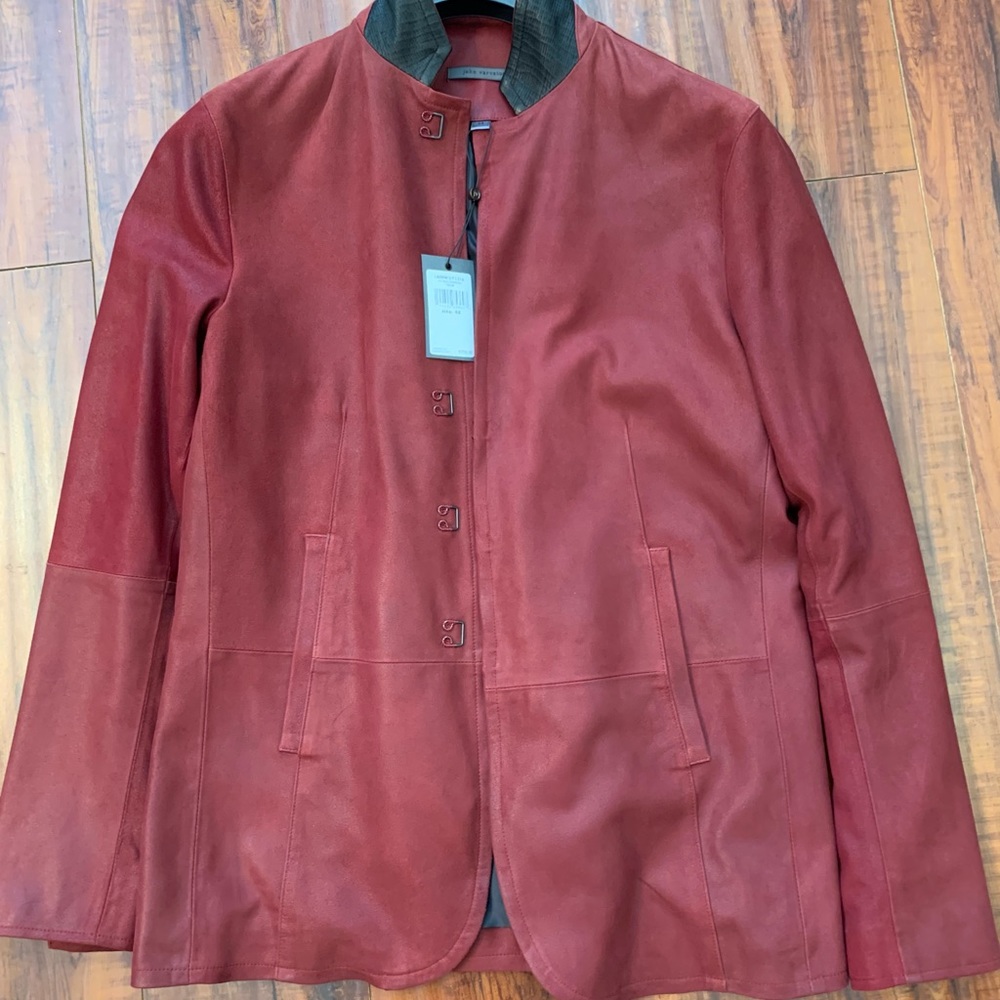 Slim fit goat leather jacket